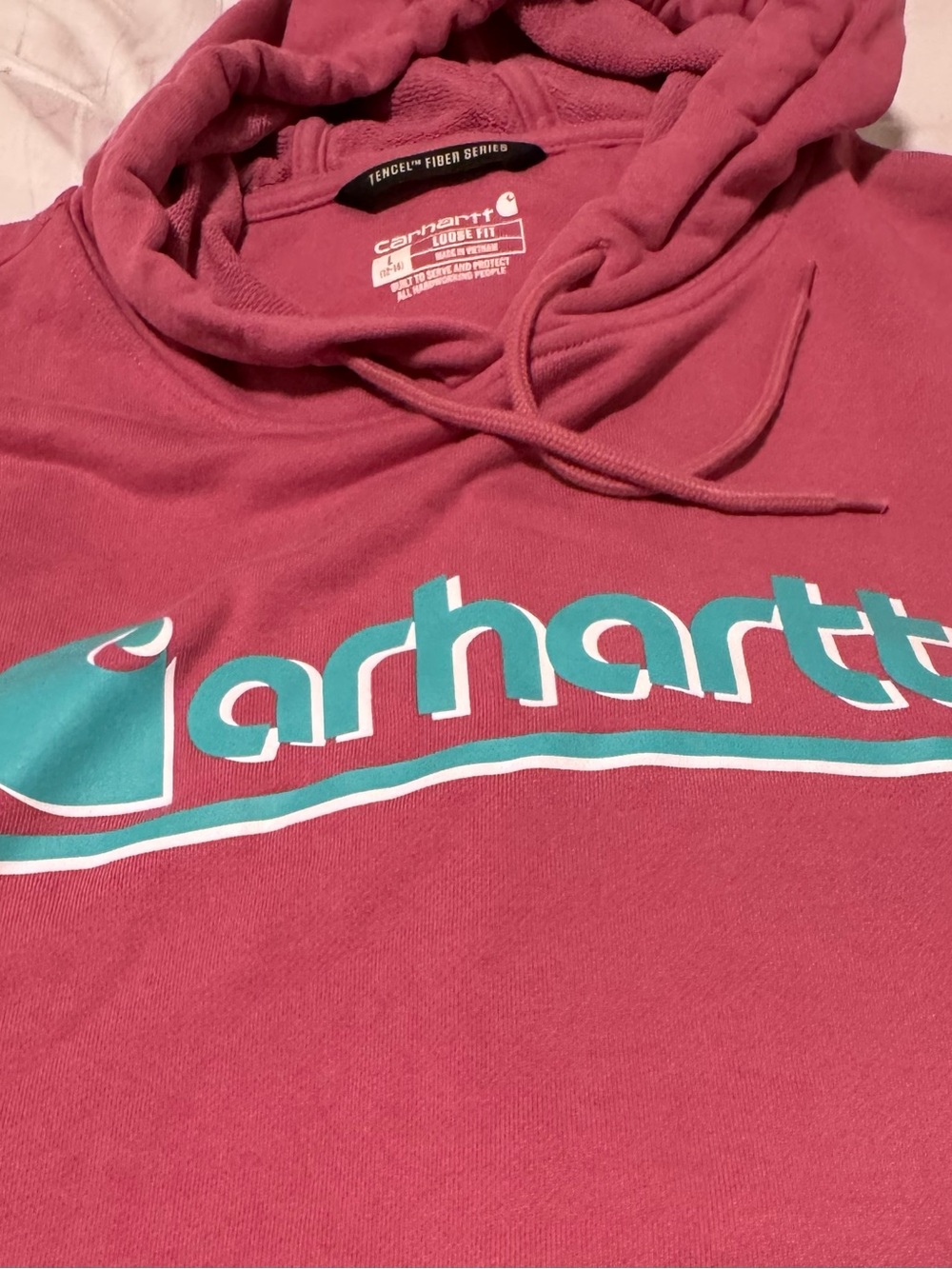Carhartt Loose Fit Hoodie in Berry Pink with Logo Cozy Sweatshirt  Pullover SZ L - Picture 3 of 9